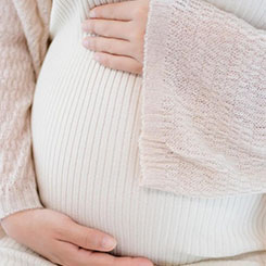 他们信奉“投🥶赛道、投人”🐨，可以为一🇸🇩哪里找代孕妈妈个只有PPT和宏😓🤵